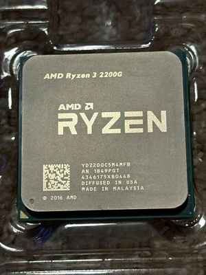 AMD Ryzen 3 2200G 3.5GHz AM4 Socket Processor (YD2200C5M4MFB) - Used - Image 1 of 4