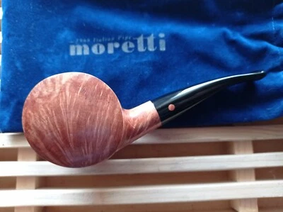 Pipa de brezo natural a mano alzada Moretti Collection Blowfish hecha a mano Italia 301 oz2,9 Foto 1 de 4