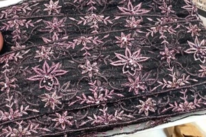 *Vintage Embroidered 3" Beads Sequins Flowers 1960s Eggplant Purple 1yd - Picture 1 of 4