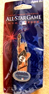 2008 AS All-Star SF San Francisco Giants Statues on Parade pin Statue of Liberty - Picture 1 of 3