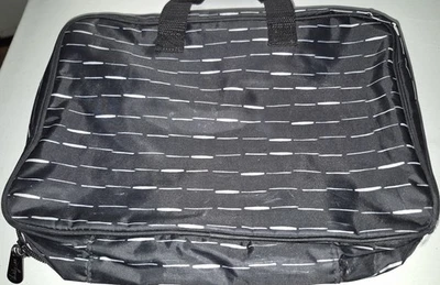 Estuche de viaje colgante Thirty One cosméticos artículos de tocador rayas iluminadas por estrellas  Foto 1 de 4