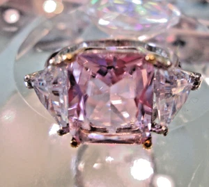 Kunzite Stone white sapphire shinny brilliant 18k g filled stunning ring size 7 - Picture 1 of 10