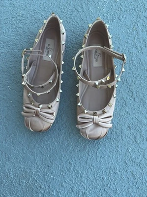 Valentino Auténticos Rockstud Satén Bailarinas Rosa Rubor Zapatos de Vestir Talla 7 Foto 1 de 4