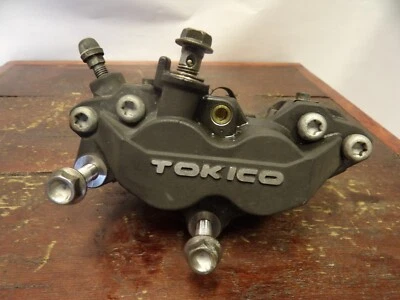 03-07 Pinza de freno delantera izquierda Suzuki SV1000 59300-35F50 poco kilometraje @ 11K Foto 1 de 3