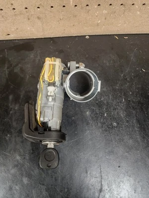 05-10 Chevrolet Cobalt Ignition Switch Lock Cylinder Immobilizer Key 25807440 - Изображение 1 из 4