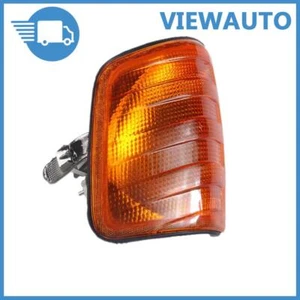 LH Driver For Mercedes-Benz W124 E-Class 320E Indicator Corner Lamp #1248260043 - Picture 1 of 8