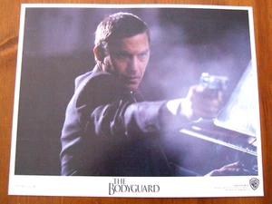 THE BODYGUARD PHOTO D'EXPLOITATION KEVIN COSTNER 1992 20X27CM - Picture 1 of 1