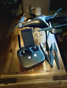 drone dji phantom 4 - Photo 1 sur 3