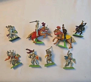 Lot Of Vintage Britains LTD Deetail 1971 Made in England Knights horses - Picture 1 of 6
