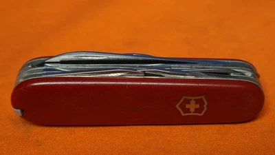 Vintage Swiss Army Rostfrei Fisherman Stainless Steel Red Foto 1 de 4