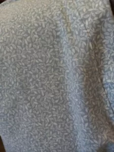 5X-6X Scrub top-plus size tiny white leaves on blue - Picture 1 of 2