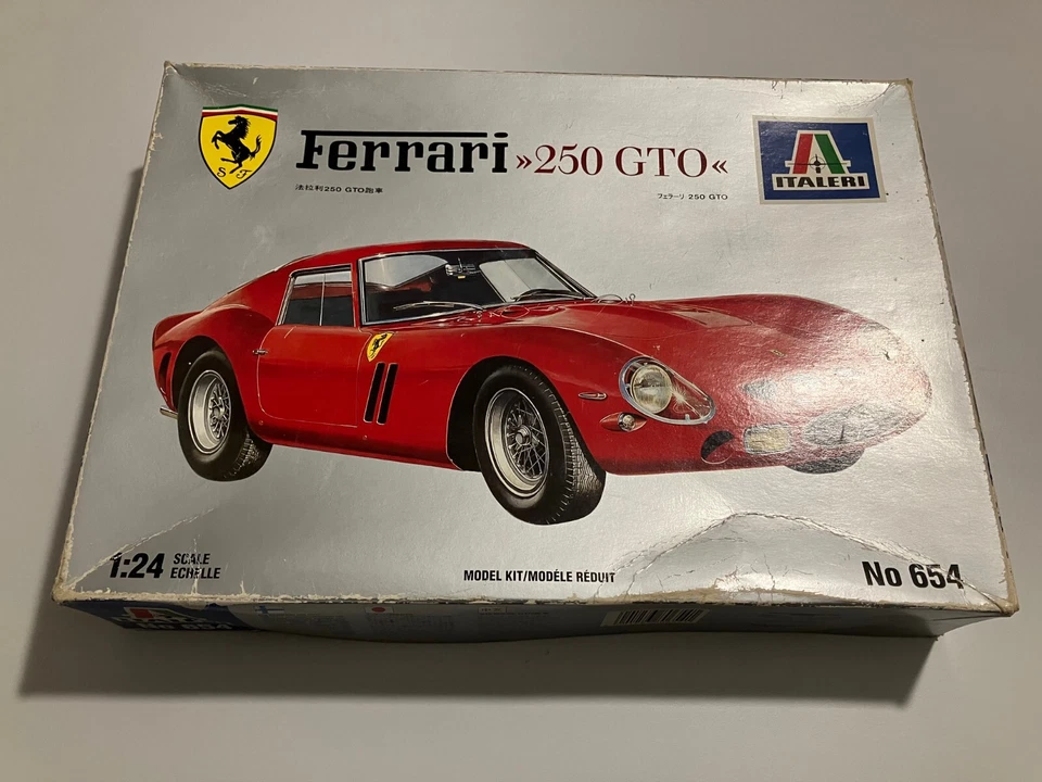FERRARI 250 GTO ITALERI 1:24 Model Kit No 654 kit di montaggio auto LEGGERE BENE - Immagine 1 di 4