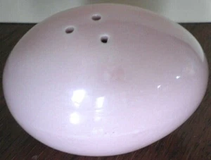 Shaker singolo ceramica EASTER EGG SALE o PEPE rosa pastello lungo 3" usato in ottime condizioni - Foto 1 di 2