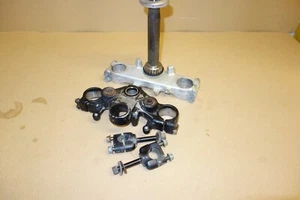 Yamaha xt600E xt600 E XT 600 2001 model set of fork yokes clamps suspension - Picture 1 of 9
