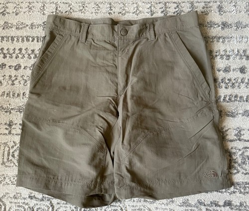 The North Face Mens Green Nylon Shorts Size 36 Regular