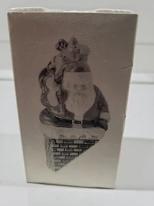 DEPARTMENT 56 SNOWY VILLAGE " DOWN THE CHIMNEY HE GOES " with Box - Picture 1 of 2