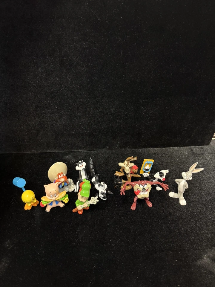 Lote de 10 figuras vintage de PVC Looney Tunes 1994!!! Foto 1 de 4