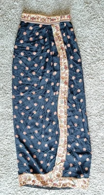 Falda Egipcia De Colección Estampado Jeroglíficos Envoltura LG Años 60 Pequeño Disfraz Egipcio Capa Negra Foto 1 de 4