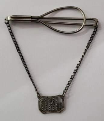 Barra de corbata vintage de plata de ley con piedras de marcasita con iniciales DRL Foto 1 de 4
