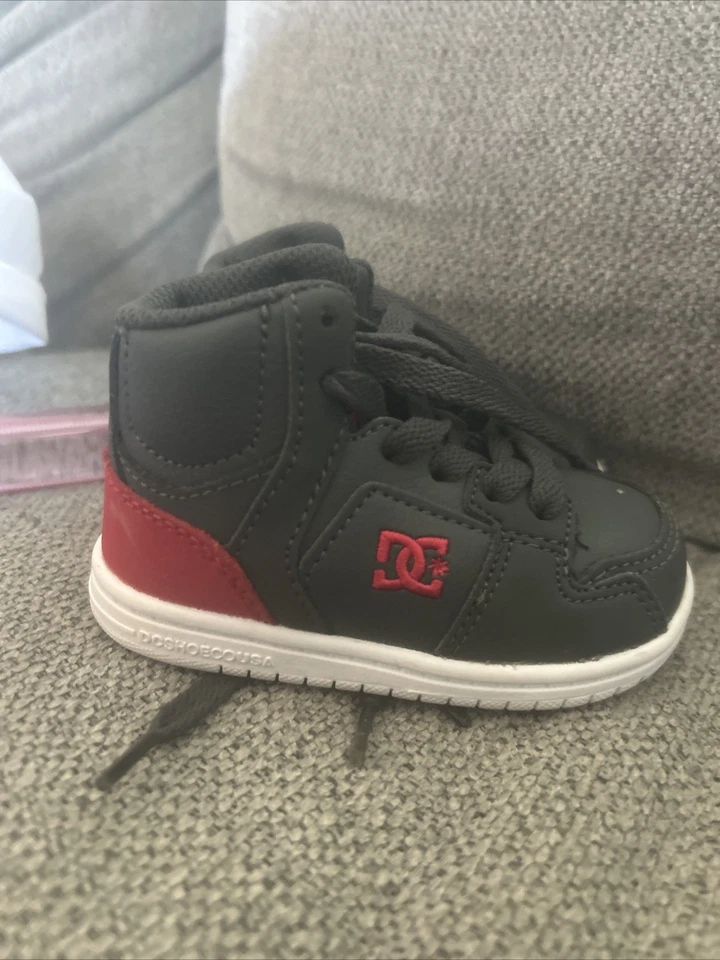 DC искра высоты RS кроссовки ребенка ясельного возраста размер 5 серый красный высоты верхний туфли скейтборд  - Изображение 1 из 4