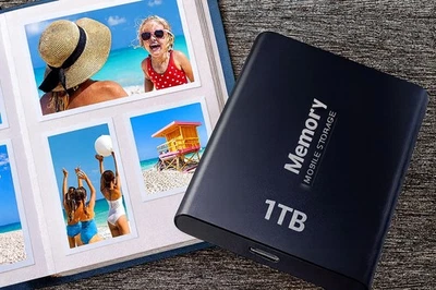 MEMORIA 1TB PORTATILE CON CAVETTO USB PER MEMORIZZARE FOTO VIDEO DOCUMENTI - Immagine 1 di 2