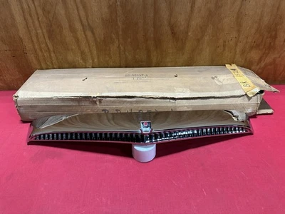 Nuevo de Lote Antiguo 1954 Mercury Monterey Capucha Top Adorno Br-16852-A 54 Foto 1 de 4