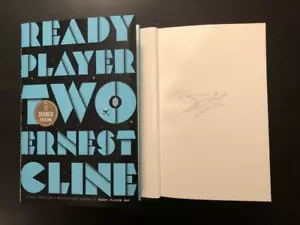 ERNEST CLINE SIGNIERTES AUTOGRAMM ""READY PLAYER TWO"" BUCH - EINS, STEVEN SPIELBERG - Bild 1 von 2