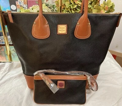 Dooney Bourke Bundle Set Black Leather Large Zip Tote Bag & Pouch Wristlet - Image 1 of 4