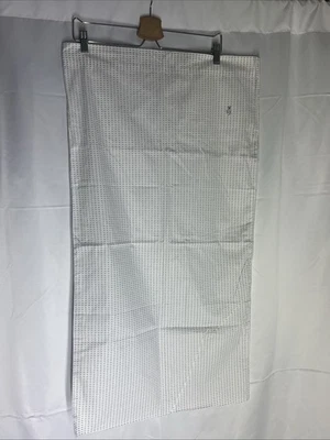 Par de fundas de almohada Lacoste King blancas gris 100 % algodón modernas— 1 funda de almohada Foto 1 de 4