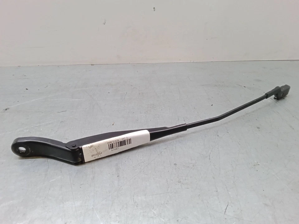 BRACCIO TERGICRISTALLO ANTERIORE SINISTRO / 87087 PER PEUGEOT 208 I CA_, CC_ 1 - Immagine 1 di 1
