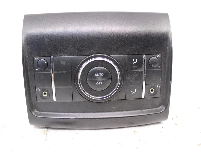 INTERRUPTOR CONSOLA TABLERO MERCEDES-BENZ R320 R350 2007 07 1648209589 907392 Foto 1 de 4