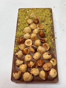 Hazelnut Pistachio Milk chocolate  bar , crunchy nuts hand made chocolate 100g! - Picture 1 of 3