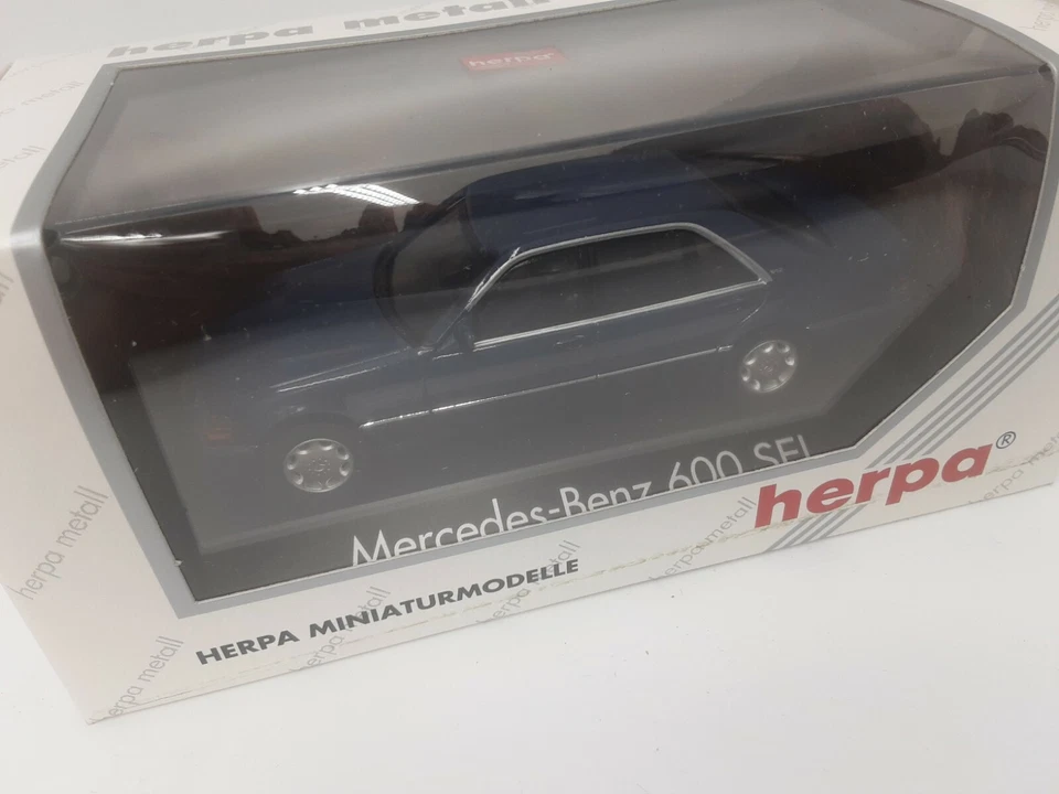 mercedes 600 SEL herpa 1/43 bleu fonce  - Photo 1/1