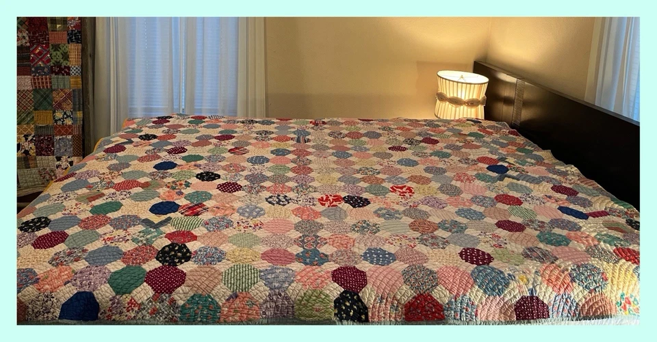 Vintage Handmade Doubled Sided Hexagon Flower Basket Pattern Cotton Quilt 81x74 - Image 1 of 4