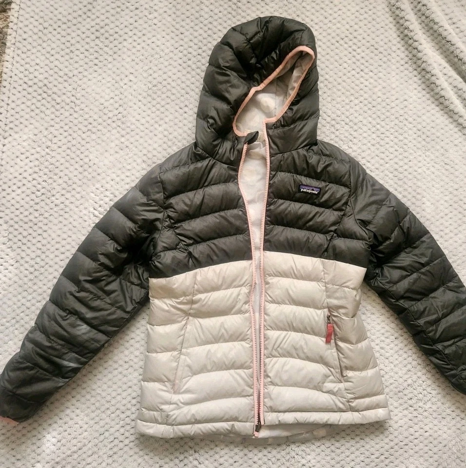 Abrigo acolchado Patagonia para niñas talla 14 Xl juego al aire libre escuela invierno cálido Foto 1 de 4