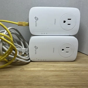 LOT OF 2 tp-link AV2000 2-port Gigabit Passthrough Powerline Adapter TL-PA9020P - Picture 1 of 5