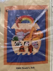 Vintage Noah's Ark Quilted Felt Appliqué Wall Hanging Kit Creative Circle 1986 - Picture 1 of 3