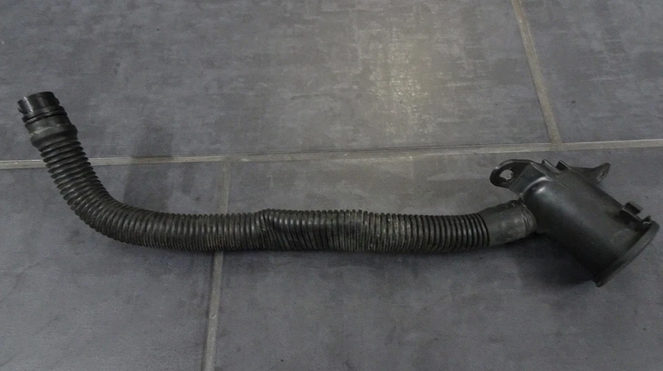 Befüllkanal Waschbehälter BMW 7er E65 E66 Einfüllstutzen Füllschlauch 7009125 - Bild 1 von 2