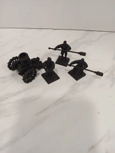 Warhammer Fantasy Empire Army Mortar Crew #1 - Primed - Foto 1 di 2