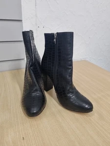 BNWOB PrettyLittleThing Ladies Black Heeled Boots Size 6 - Picture 1 of 7