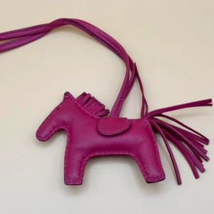 Hermes Agneau Milo Handbag Charm Rose Purple Rodeo Charm PM - Picture 1 of 3