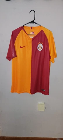 2018-19 Galatasaray Home Jersey Size L Cover