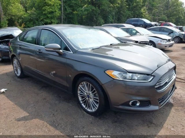 Ford Fusion 2015 tapa de maletero con cámara de visión trasera - usado - camioneta local solamente Foto 1 de 4