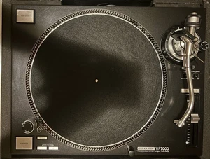 Reloop RP-7000 High Torque Direct Drive Turntable - Picture 1 of 1