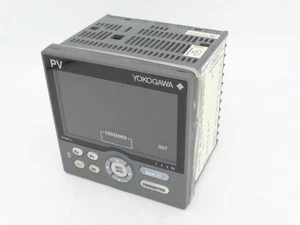 YOKOGAWA UT35A-L00-11-00 TEMPERATURE CONTROLLER - Picture 1 of 3