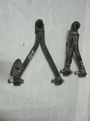 1998 1999 Arctic Cat 500 400 4x4 Manual Front Right Upper and Lower A Arm 49A - Image 1 of 4