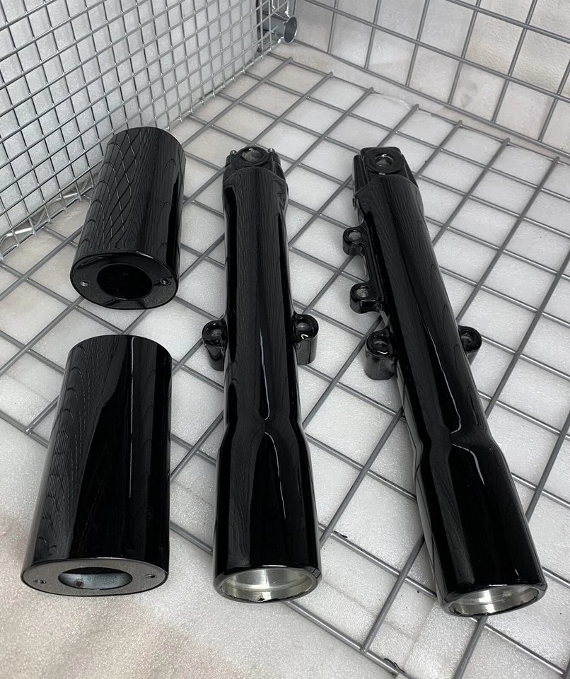 PATAS Y FUNDAS HORQUILLA HARLEY Heritage FAT BOY NEGRO BRILLANTE 2000 - 06 G592 INTERCAMBIO Foto 1 de 4