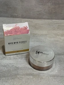 It Cosmetics Bye Bye Pores Tinted Skin Blurring Finishing Powder Tan- NEW - Picture 1 of 3