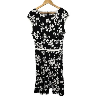 Vestido London Times Mujer Negro Blanco Floral Ajuste y Acampanado Cinturón Talla 14 Foto 1 de 4