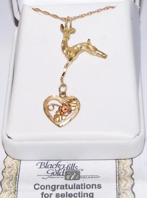 Collar Colgante Corazón Ciervo Grande Oro 10k Black Hills Foto 1 de 4